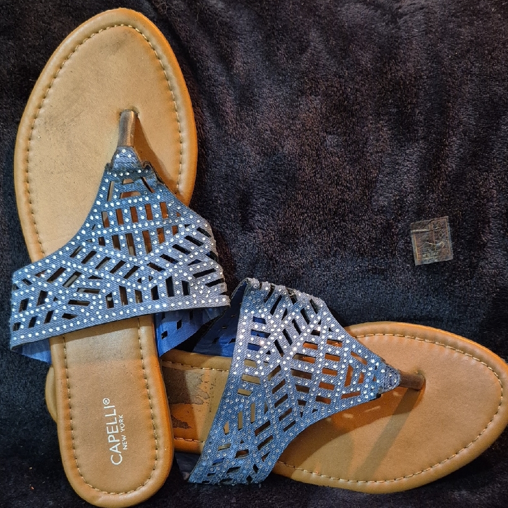 Capelli of New York Blue Tan Geometric Sandals